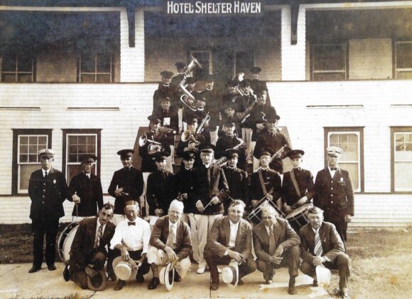 Picture of the Day No. 45 – The Stone Harbor Fire Department’s Band at the original Shelter Haven Hotel