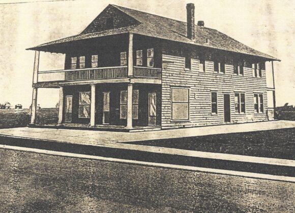 Picture of the Day No. 83 – Harry K. Mountney Apartment House
